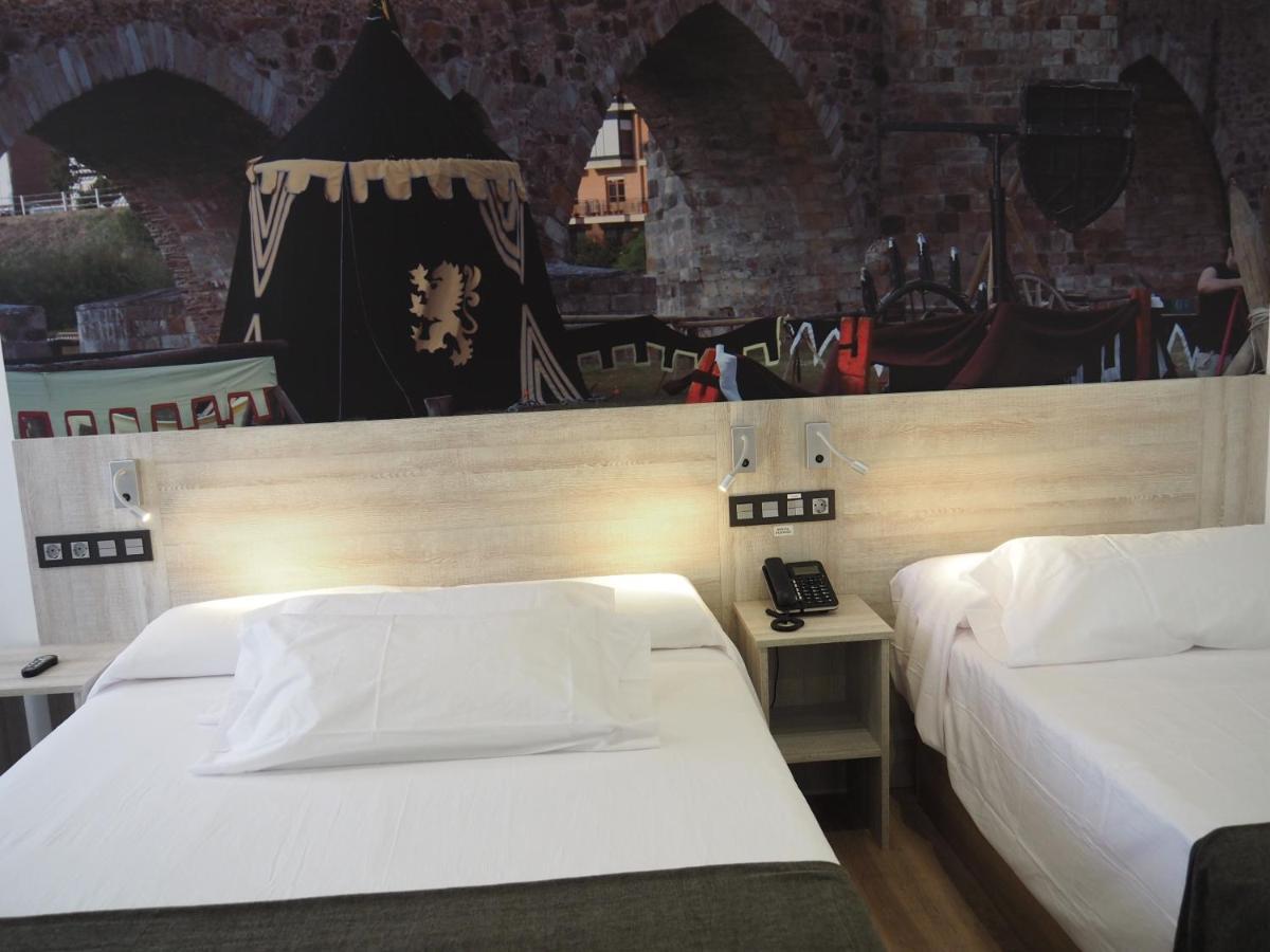 Hospital de Órbigo Hostal Don Suero De Quinones מראה חיצוני תמונה