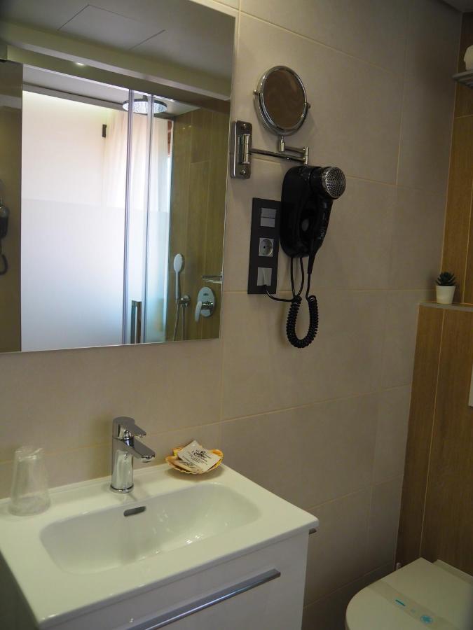 Hospital de Órbigo Hostal Don Suero De Quinones מראה חיצוני תמונה