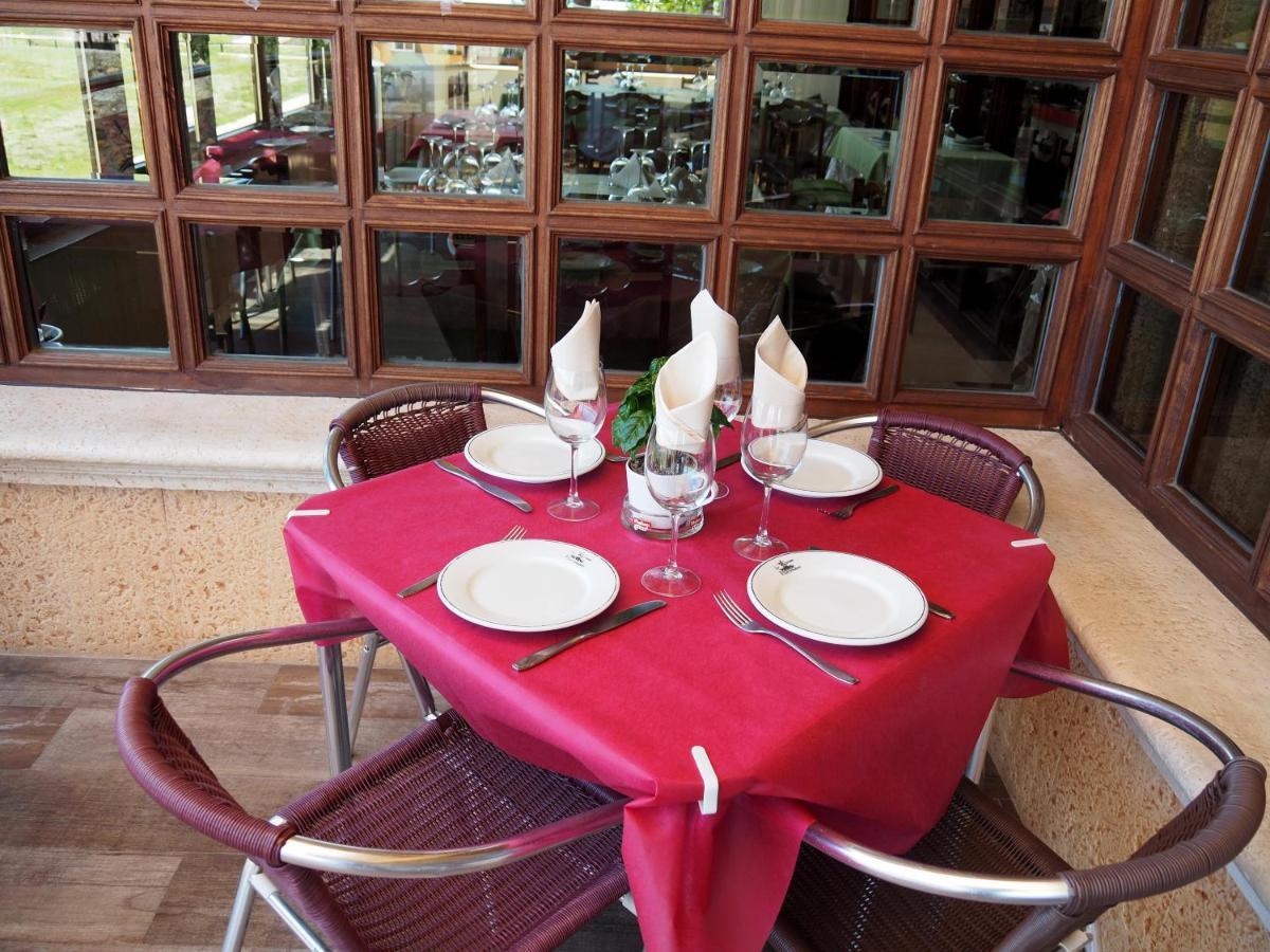 Hospital de Órbigo Hostal Don Suero De Quinones מראה חיצוני תמונה