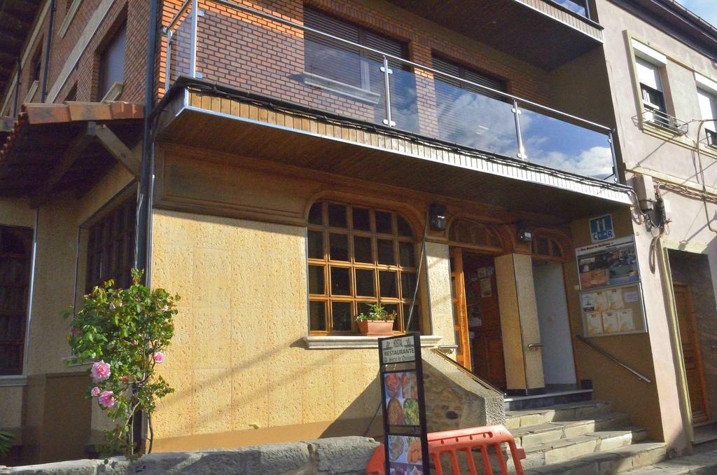 Hospital de Órbigo Hostal Don Suero De Quinones מראה חיצוני תמונה